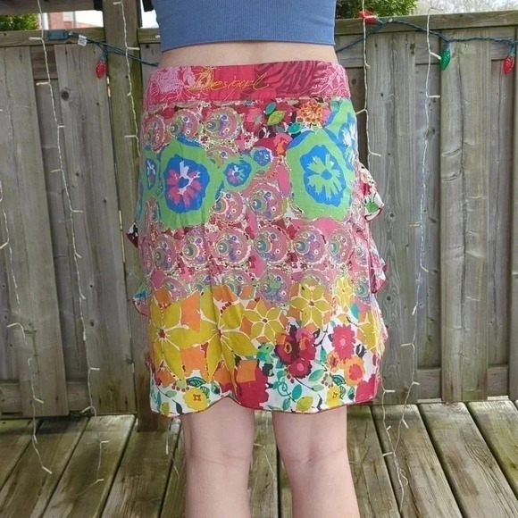 Mini  Skirt - Picture 2 of 11